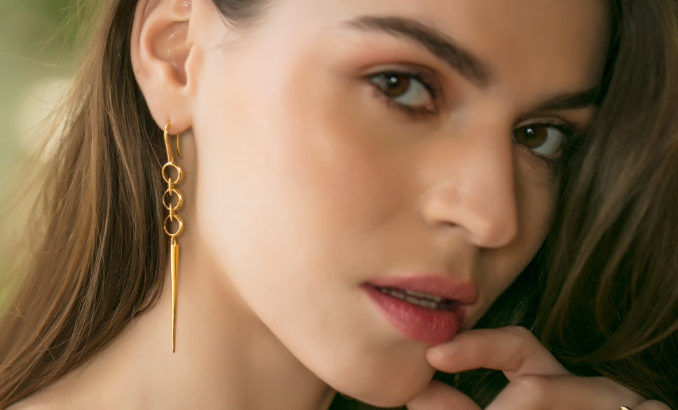 Choose the Best Gold Earrings
