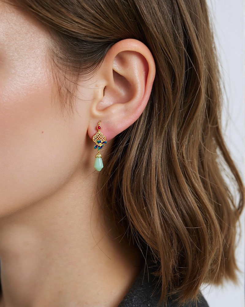 Magnolia Hoop Earring in 18K Yellow Gold