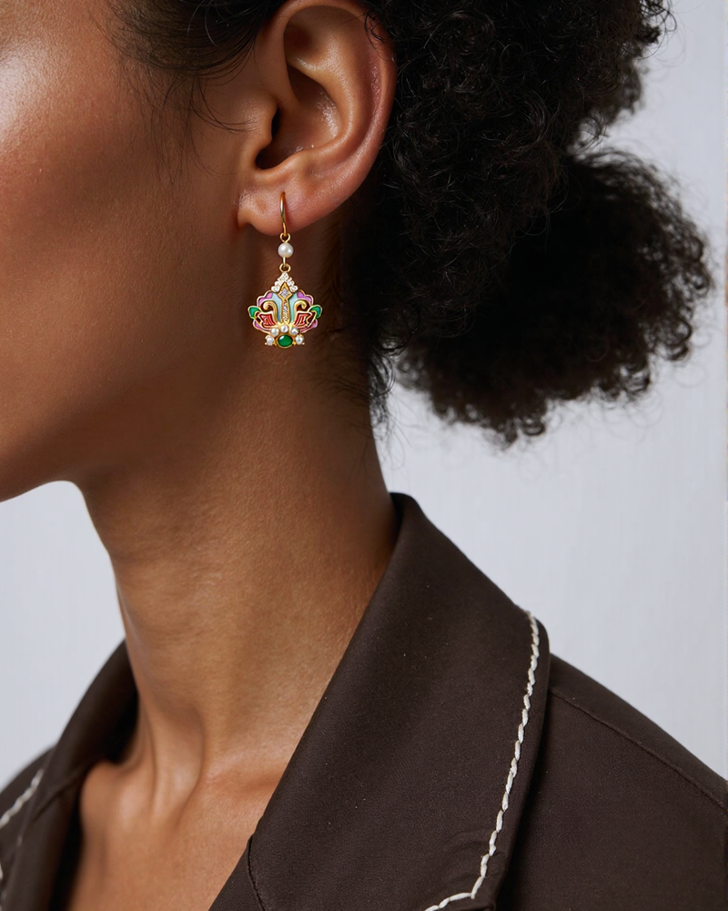 Magnolia Hoop Earring in 18K Yellow Gold